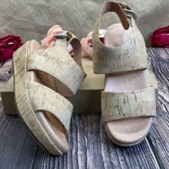 Gentle Souls by Kenneth Cole Lori Platform Wedge Sandal in Cork, Size 8.5 - Picture 2 of 9